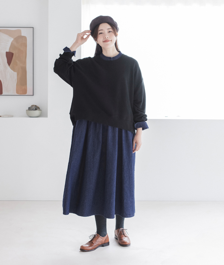 Lintu Laulu福袋サイドスリット裏毛プルオーバーとギャザー切り替えデニムワンピースのコーディネート
