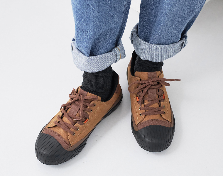 UNIVERSAL OVERALL UO15　ハンズフリースニーカー