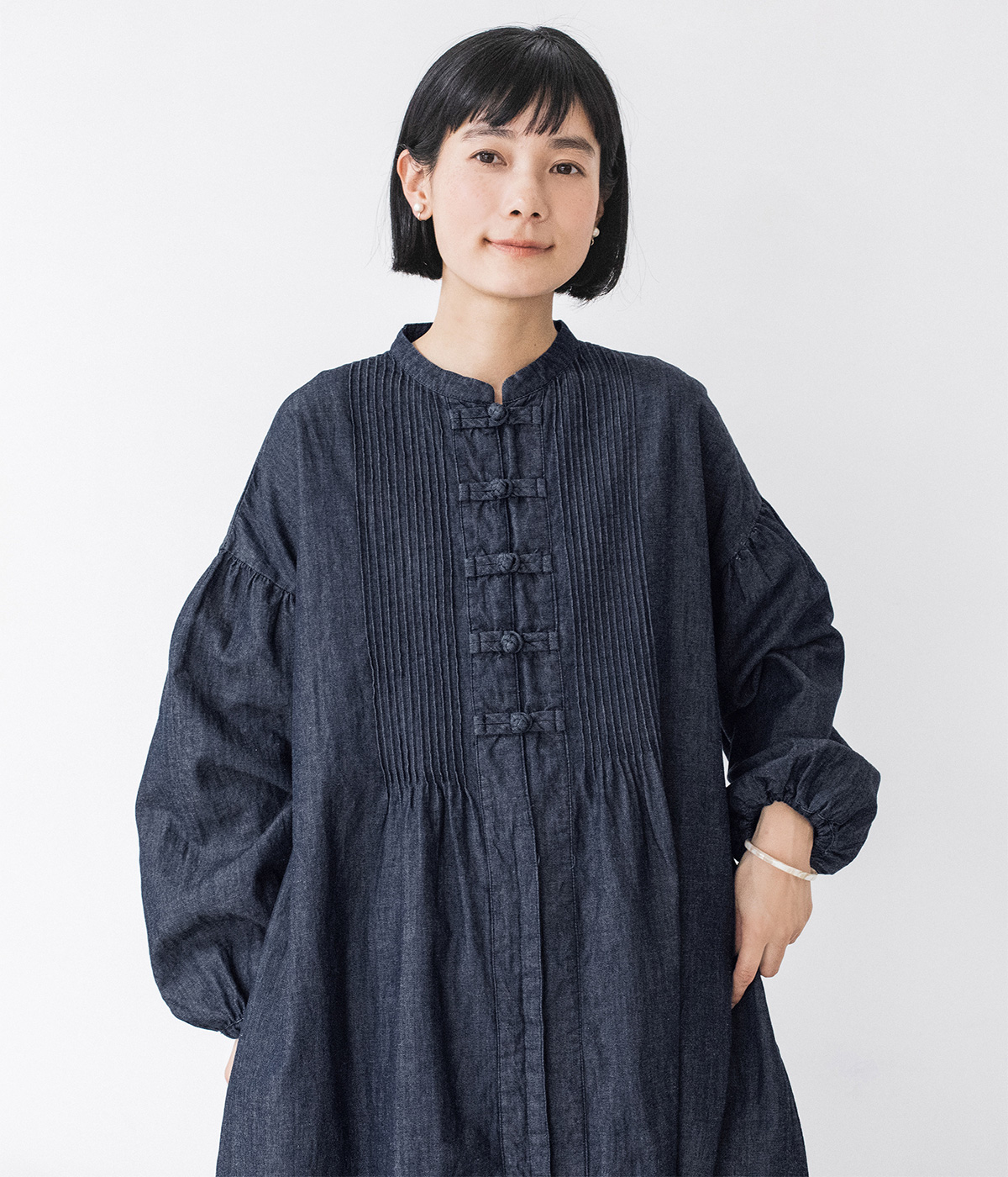 D*g*y 一部別注 コットンリネンデニム チャイナボタンワンピース メイン画像