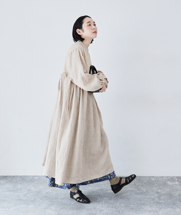 &yarn コットンリネン 後ろタックワンピース