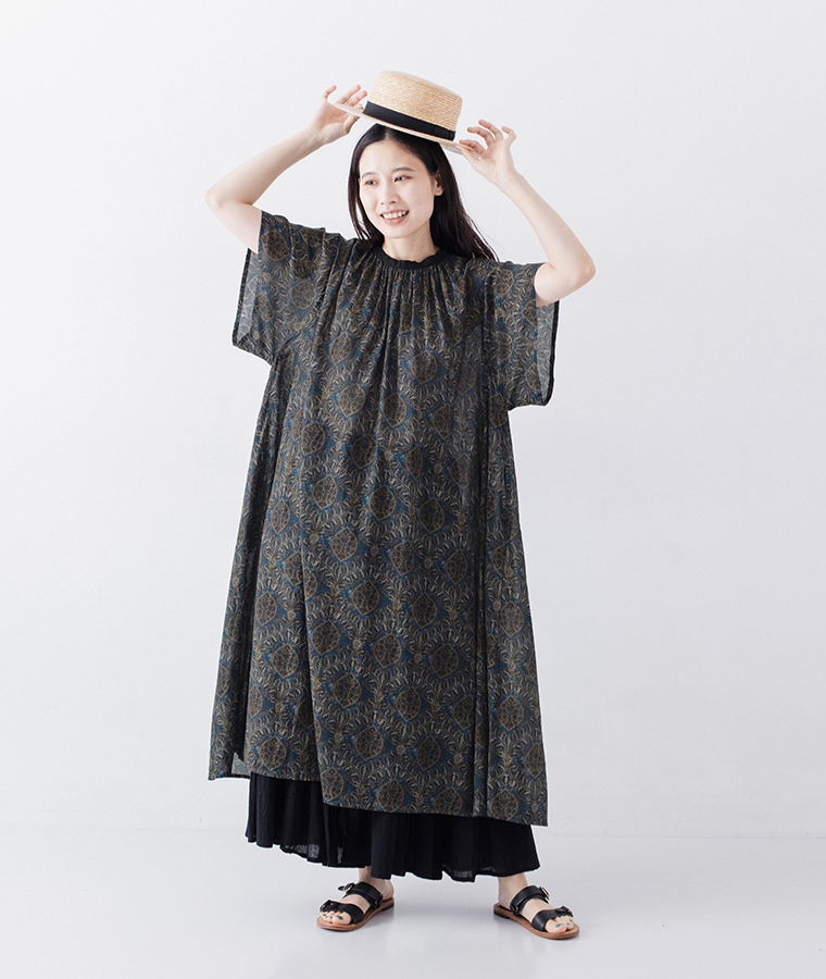 CALINEr le prmer アラベスクリーフプリント 2wayギャザーワンピース