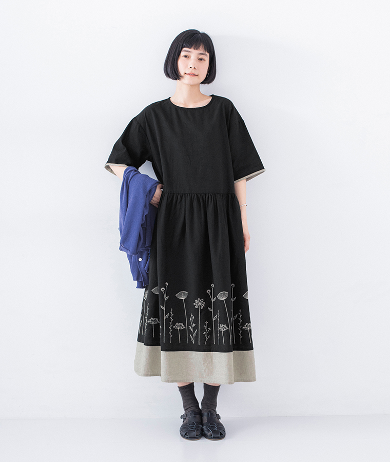blue willow コットンリネン配色切替え刺繍 ワンピース