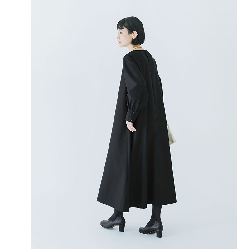 D*g*y 別注｜Aラインワンピース 全身後ろ