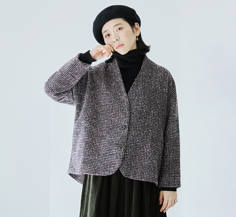 le ciel a temps douxの別注｜レトロチェックノーカラージャケット ブラウンを着用したモデルの上半身正面