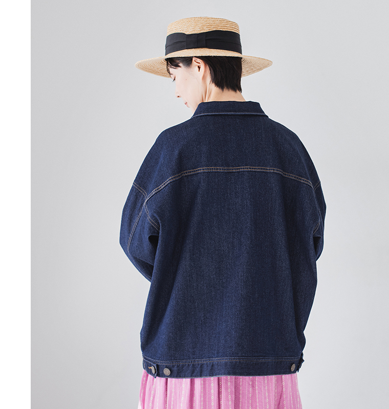 デニムカバーオール 上半身背面カット
