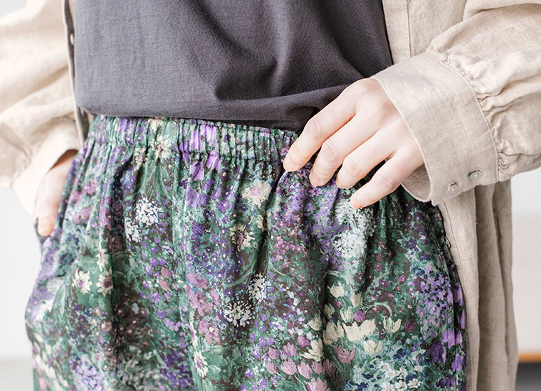 &yarn コットン総柄ワイドパンツ