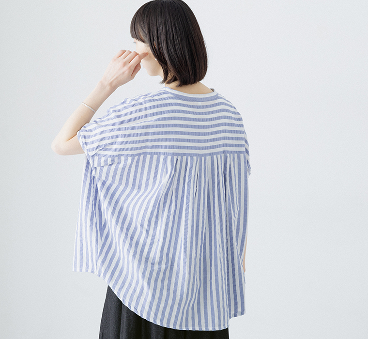 LUPILIEN シアサッカーストライプビッグシャツ　ブルーストライプ バックデザイン