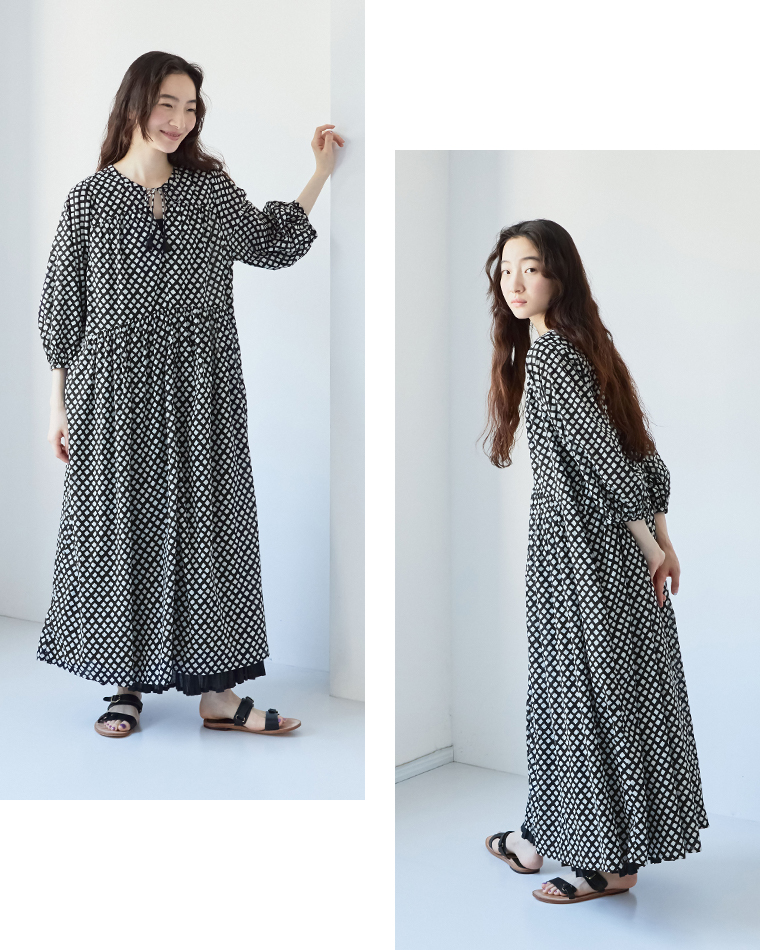 &yarn ギャザーワンピース ベージュ×ブラック 全身 落ち感
