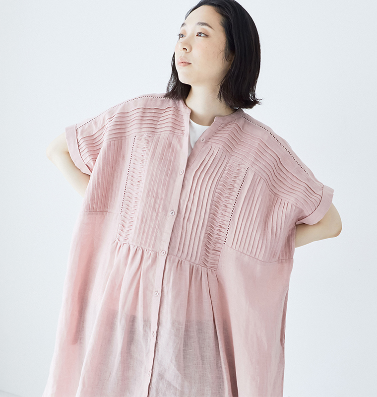 LUPILIEN by natulan【別注】リネンメニーピンタックワンピースピンクのカラーとボックスシルエット