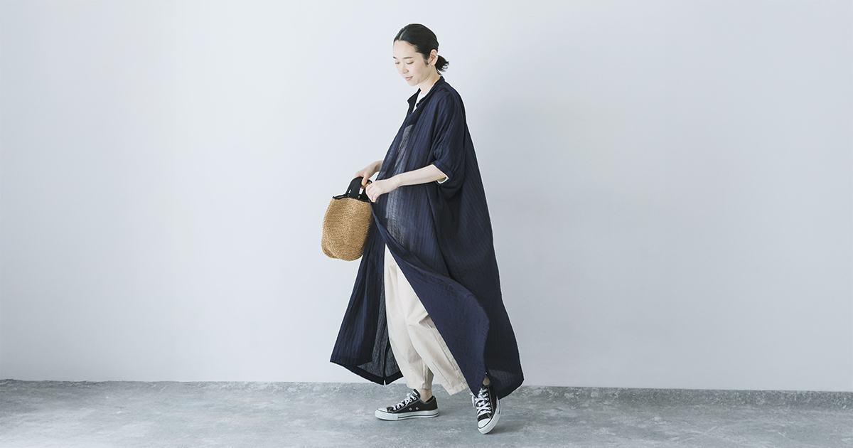 軽やかに纏える大人の一枚【＆yarn】ドルマンギャザーストライプワンピース