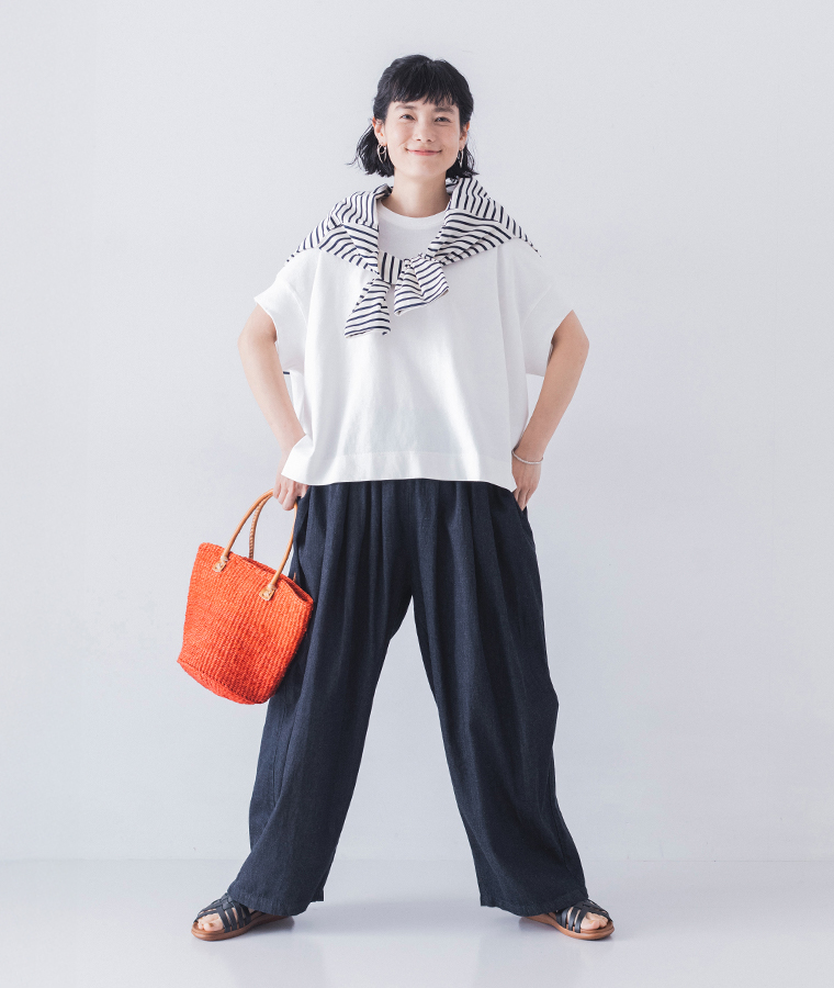Lintu Laulu ワイドシルエットTシャツ ホワイトのコーディネート