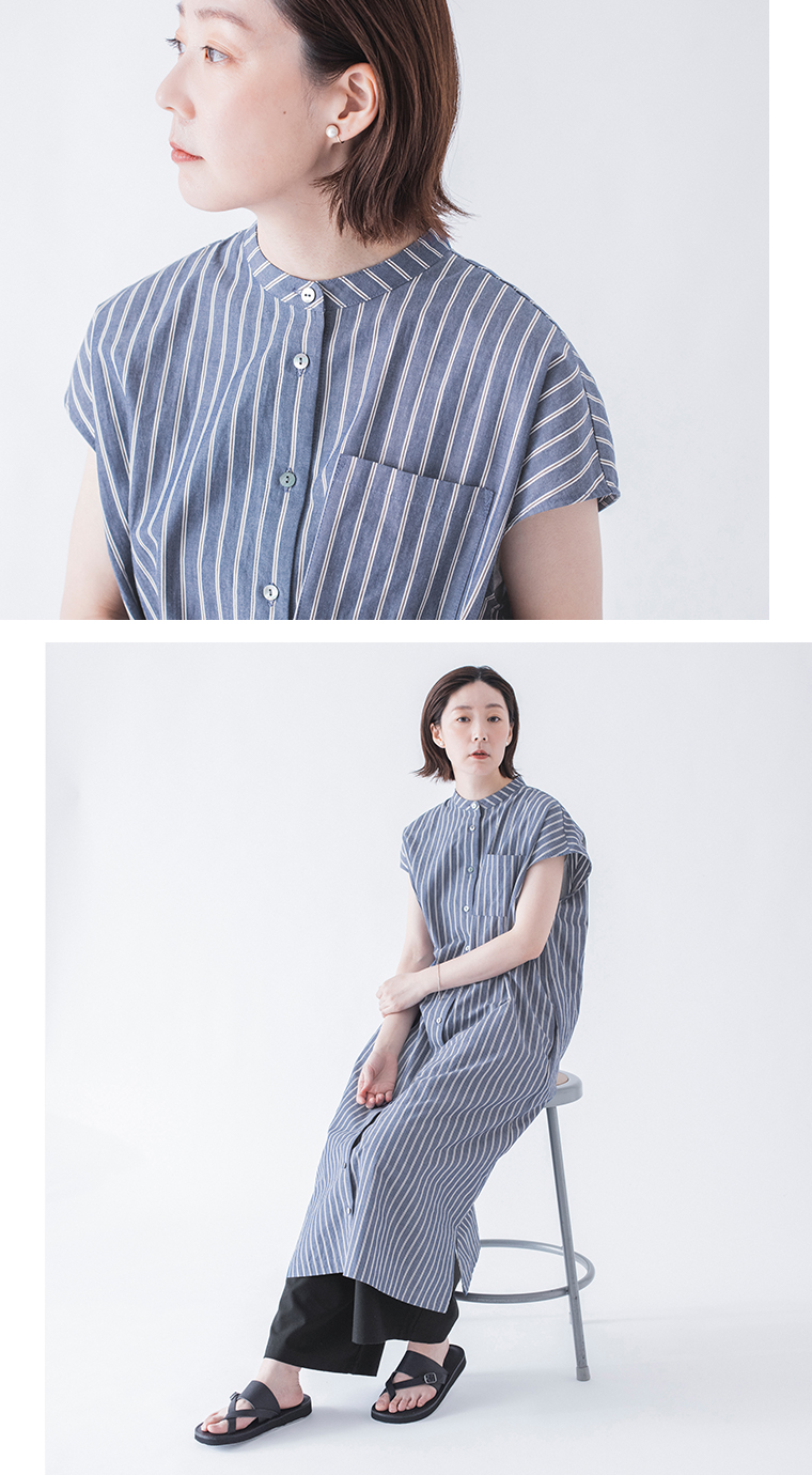 &yarn わたしの大人服。 ストライプワンピース(ネイビー)の上半身アップと座ったカット