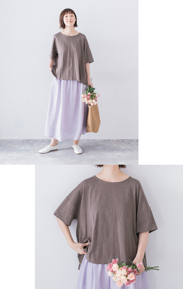 &yarn コットンリネン混バックフレアTシャツ モカ 全身と寄り