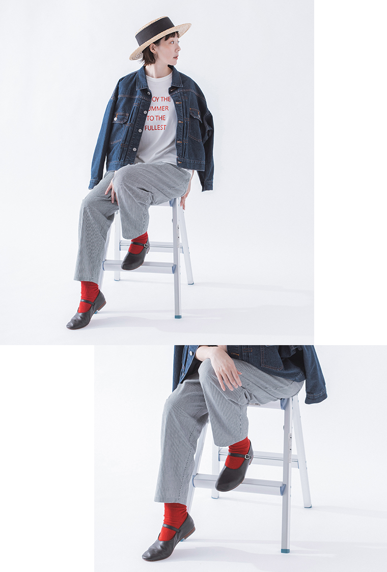 &yarn ヒッコリーパンツ ネイビー 座り