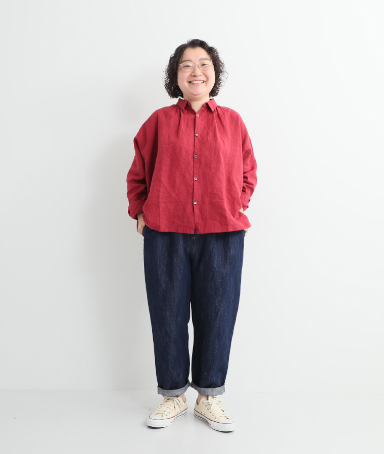 スタッフ着用レビュー ista-ire コットンリネンデニムパンツ 松岡さん