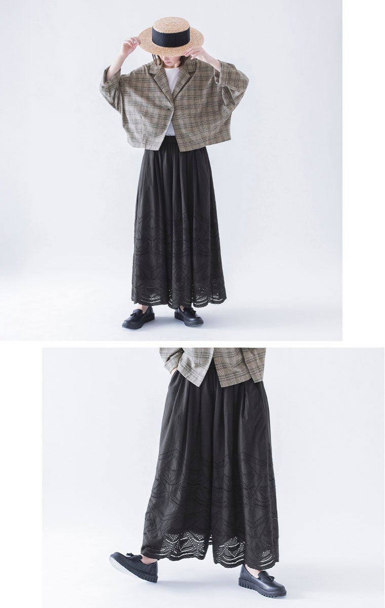 &yarn  カットワークレースワイドパンツ　全身前とパンツ寄り