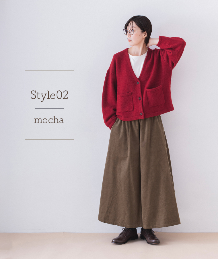 &yarn コーデュロイワイドギャザーパンツ(モカ)のコーディネート