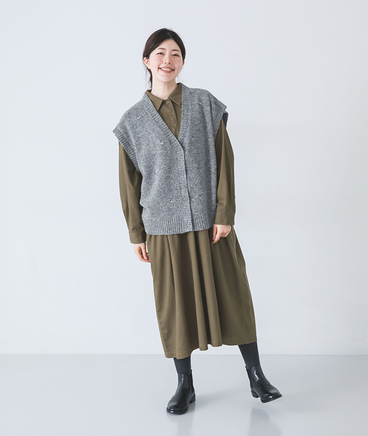 【 LUPILIEN 】小花柄2way刺繍ベスト 全身コーディネート