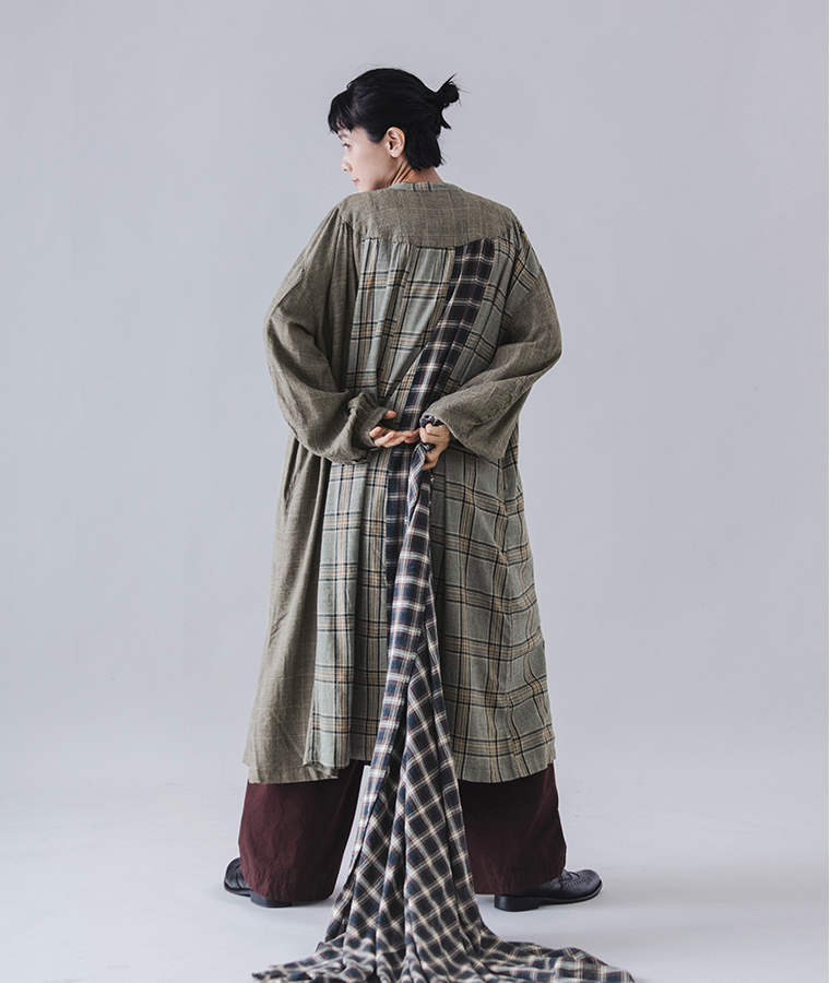 so レーヨンウールガーゼヨークワンピース チェックミックス  全身後ろ