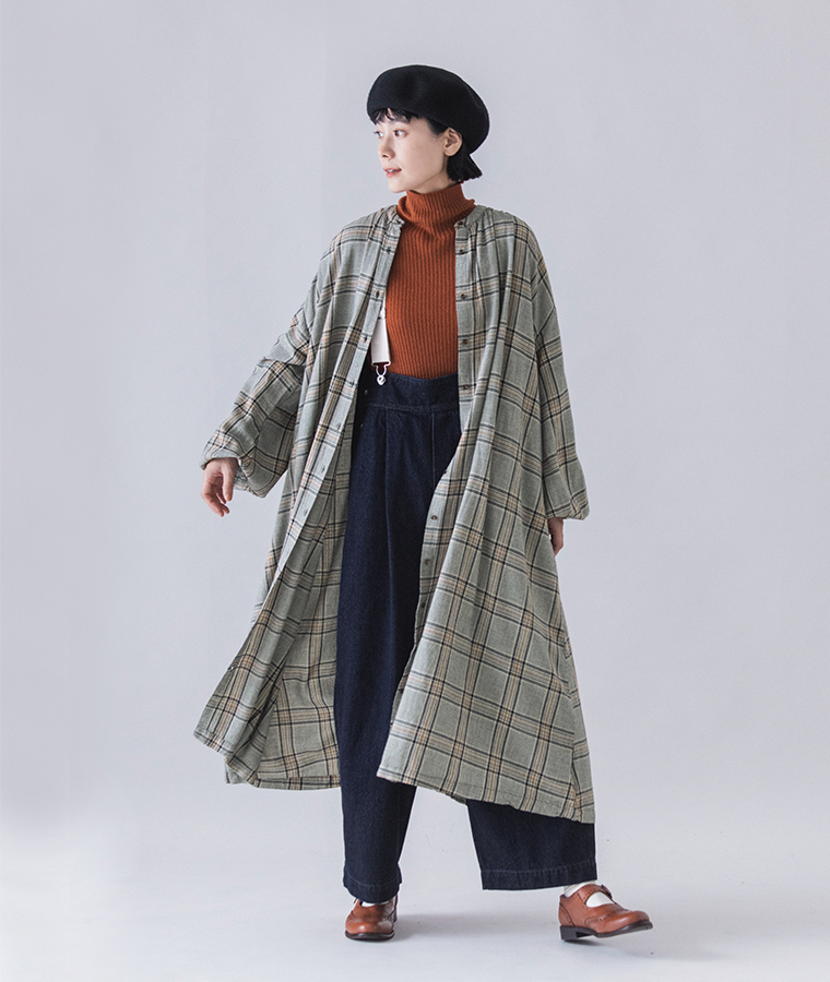so レーヨンウールガーゼヨークワンピース ブラウングレンチェック 全身前