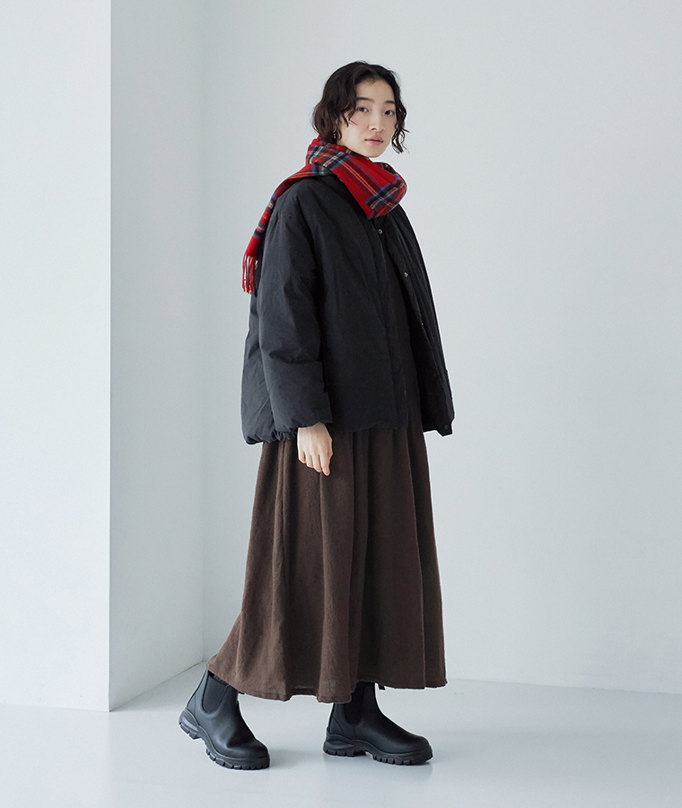 CNK 洗えるウールタータンチェックマフラー  レッド コーディネート