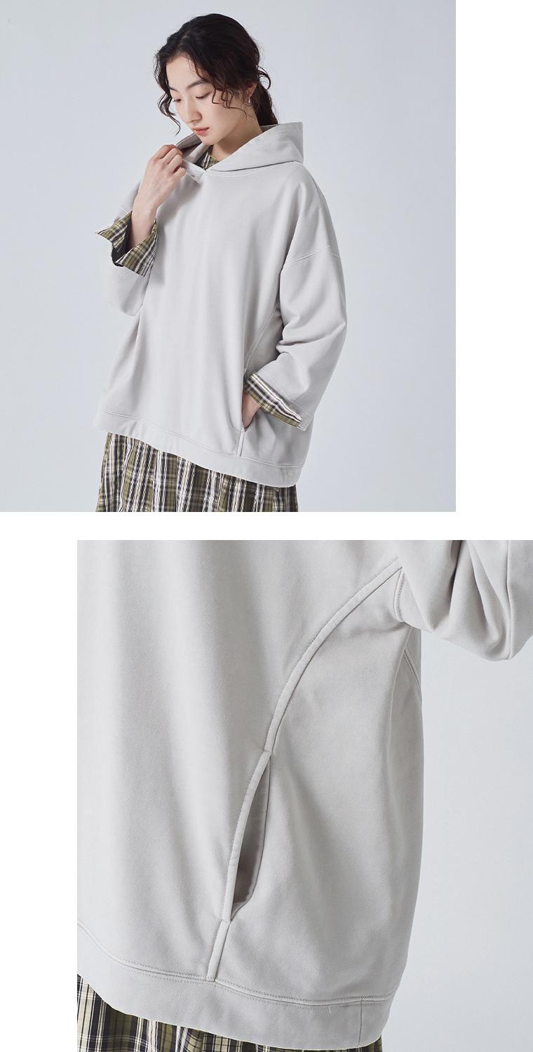 &yarn 裏毛ガーメントダイ加工ワイドフーディ(グレー)の上半身寄りと切換え寄り