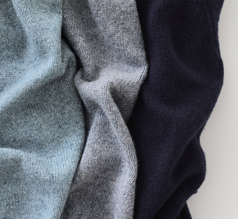 Bliss bunch ラムナイロンサイドスリットラグランカーディガンの生地アップ