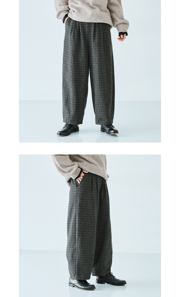 &yarn  コットンツイードチェックバルーンパンツ　グリーン　前と横のシルエット