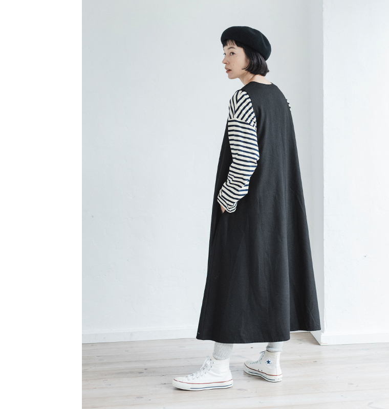 HEAVENLY  ウールミックスジャンパースカート ブラック カジュアル 上半身寄り