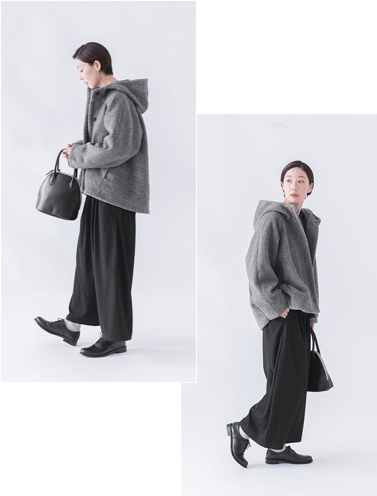 &yarn ブークレ フードショートコート　チャコール　横全身