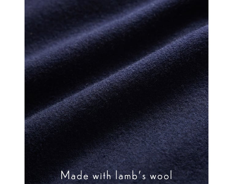 メルトン素材のアップ（ネイビー・ラムウール生地）