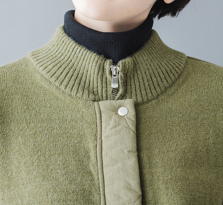 &yarnキルティングニットブルゾンカーキの比翼仕立て