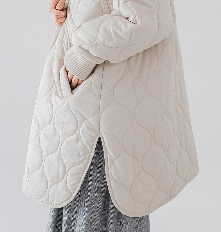 D*g*y ひょうたんキルトフーディーコートベージュのスリット