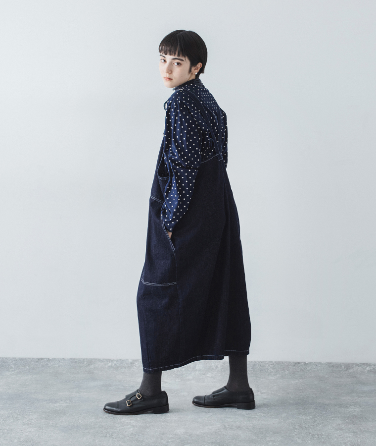 vent blanc　ジャンスカ 後ろ全身