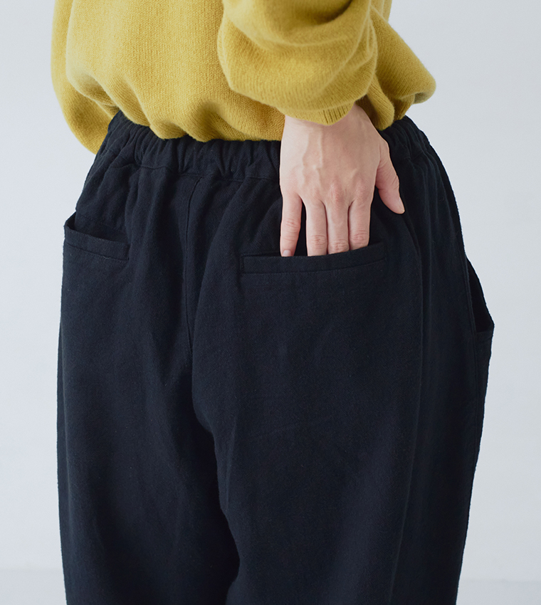 ista-ire 別注｜起毛コットンリネンツイル　あったかよくばりパンツ ブラックのポケット