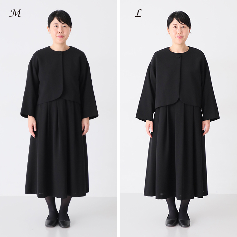 ジャケット＆ワンピースセットのMサイズとLサイズを比較した着用画像（正面）