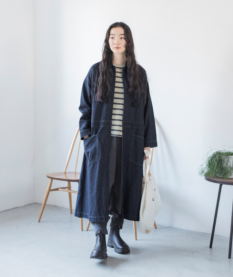 &yarnのコットンニットパンツ（チャコール）を主役にしたデイリーコーディネート