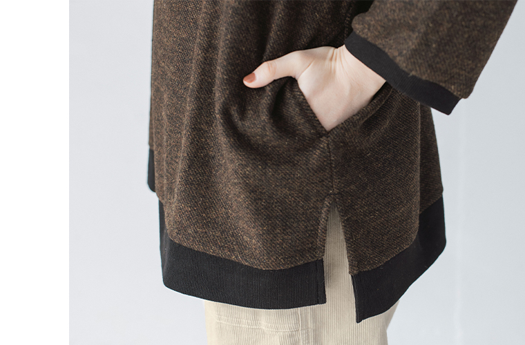 D*g*yのツイード素材リブチュニック（ブラウン）の裾リブとスリットのディテール