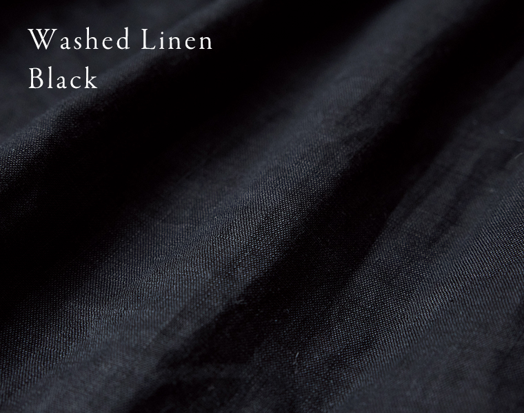 14番手洗いざらしリネン無地前後フリル使い2wayノースリーブワンピースのブラックの生地のアップ