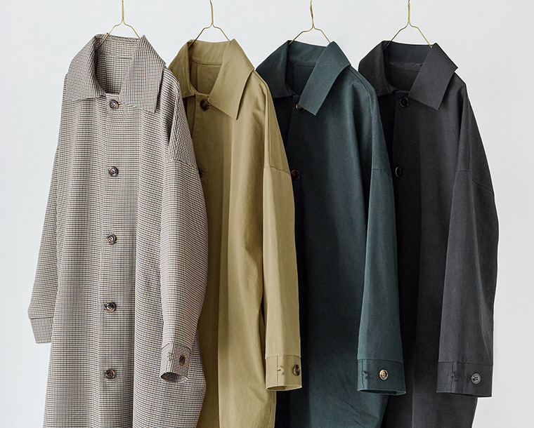 チェック柄と無地のカラーバリエーションが揃う、ナチュラルな風合いのロングステンカラーコート