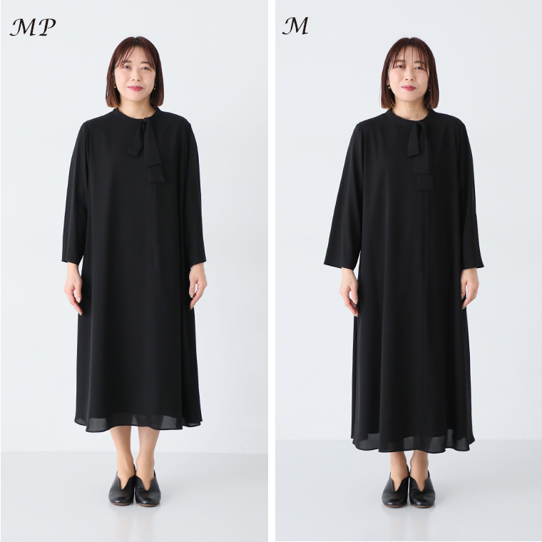 ボウタイAラインワンピースのMPとMサイズを着たスタッフ(158cm)の正面比較