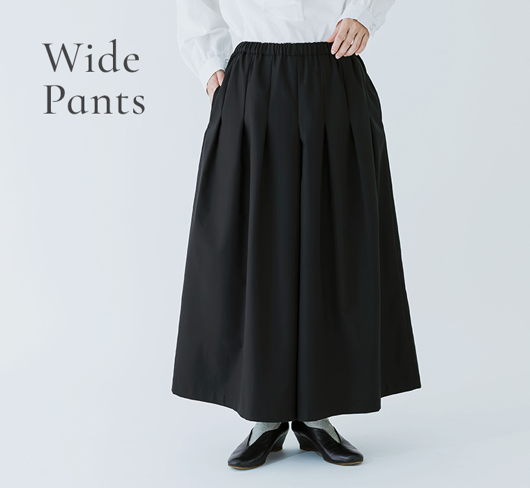 D*g*yのオケージョンスカート。ウエストゴム仕様で穿きやすいブラックフォーマルスカート