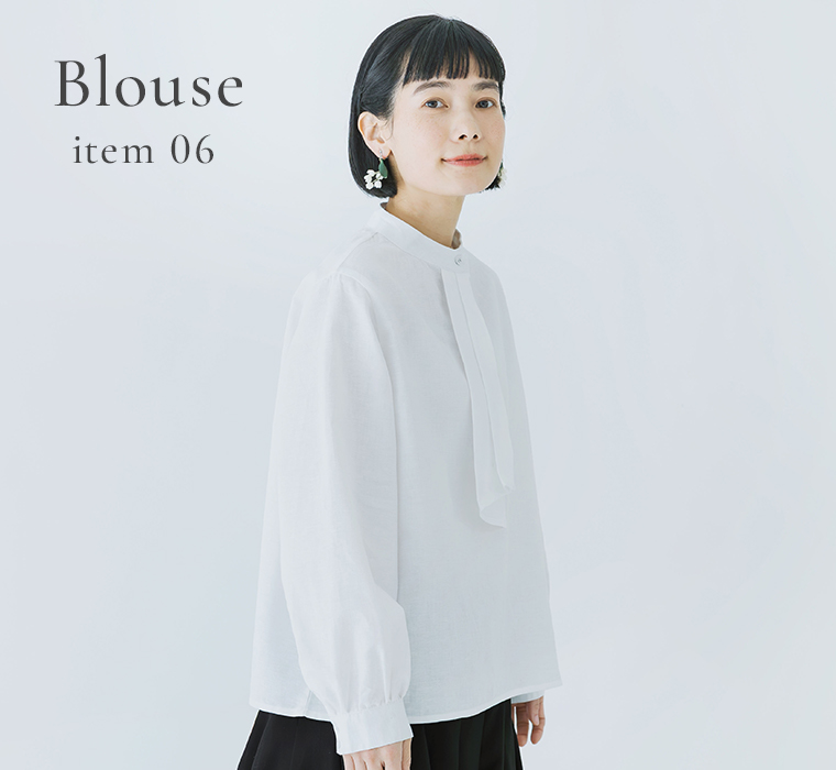 D*g*yのボウタイブラウス。オケージョンにも使えるホワイトカラーの上品なブラウス