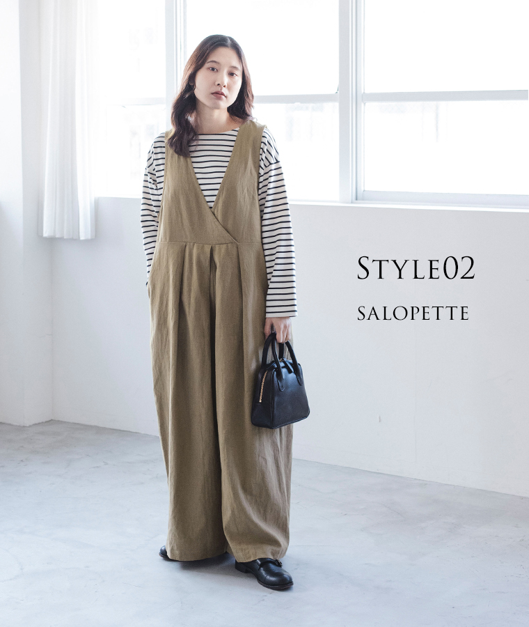 Lintu Lauluのリネンコットン2wayサロペットをボーダーカットソーに重ねたスタイリング