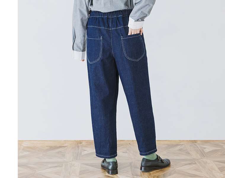 別注｜デニムカーゴワークパンツの背面ウエストとヒップ周りのカット