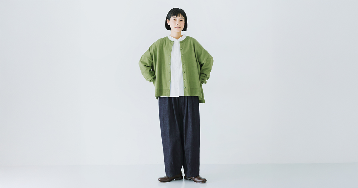 TN様 C7444 カーディガン×シャツ×パンツコーデ 季節のはざまに、軽やかに馴染む【 &yarn 】春待ちカーディガン