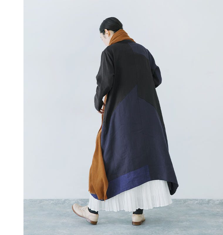 08Mab 9番手リネンアシンメトリー切り替えワンピースのバックスタイル