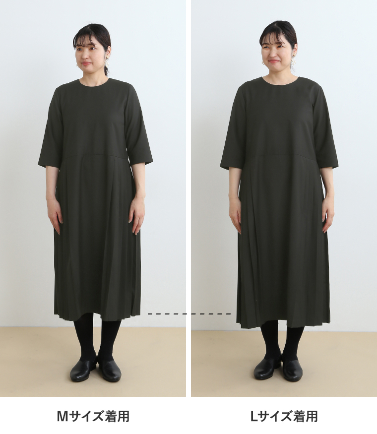 スタッフ身長165cmがワンピース（ブラック）のMサイズとLサイズを着用した正面比較