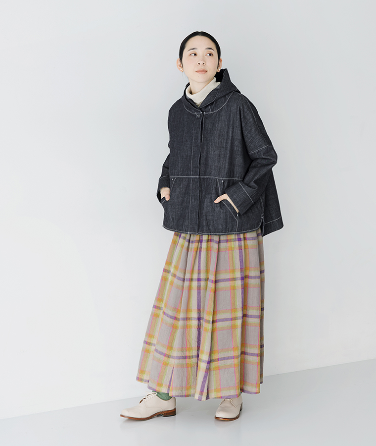 TUTIE. デニムフーディー レディース 全身コーデ STYLE02 チェックスカート ナチュラルカジュアル