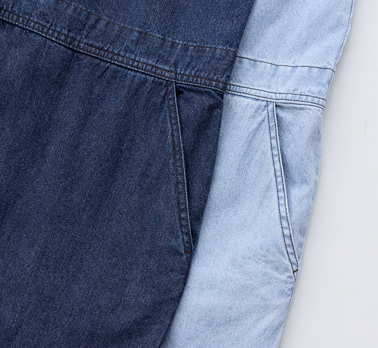 デニムサロペット(ブルーとネイビー)カラー比較置きカット